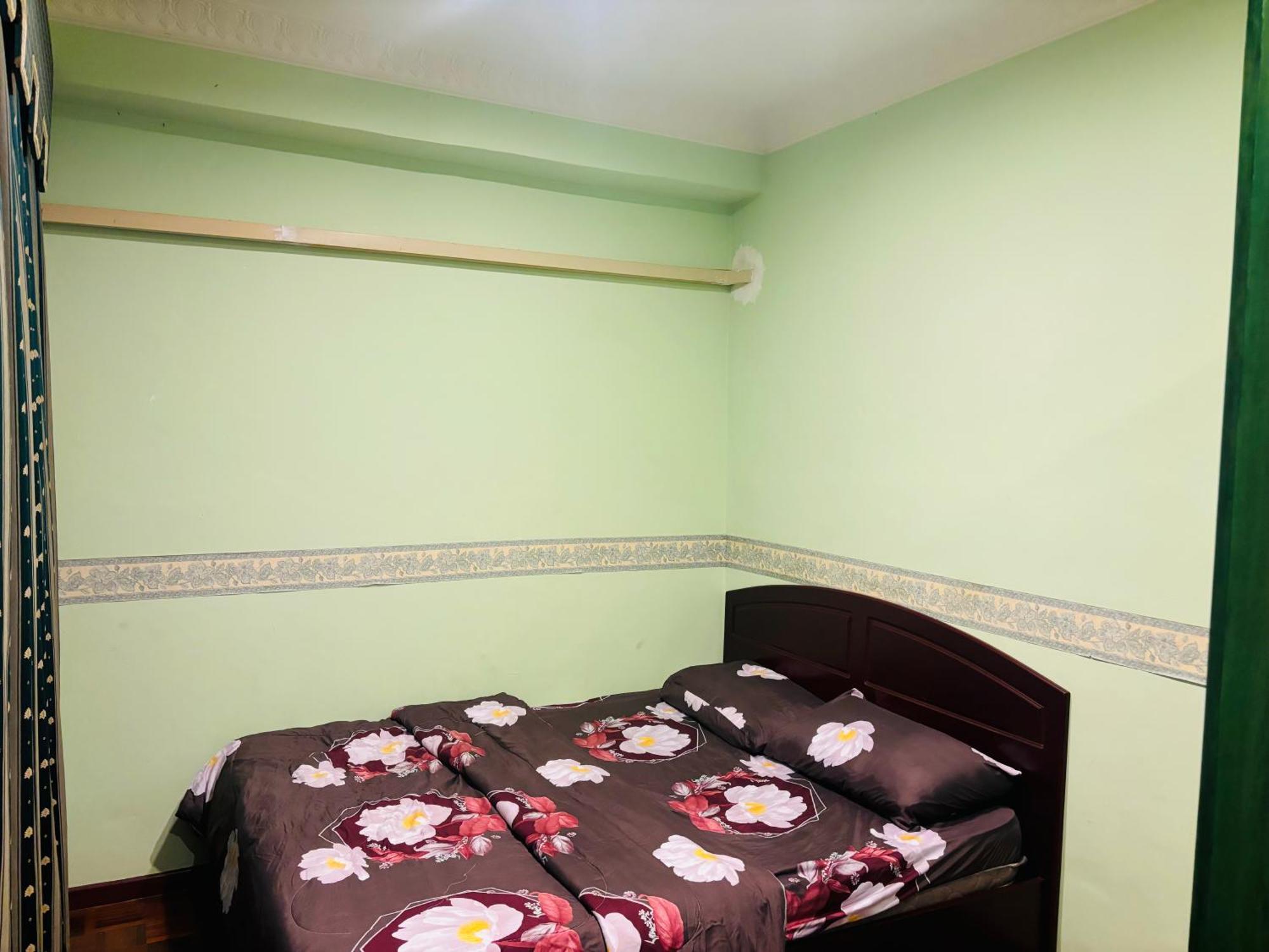 Glory Beach Resort Own Порт-Диксон Экстерьер фото